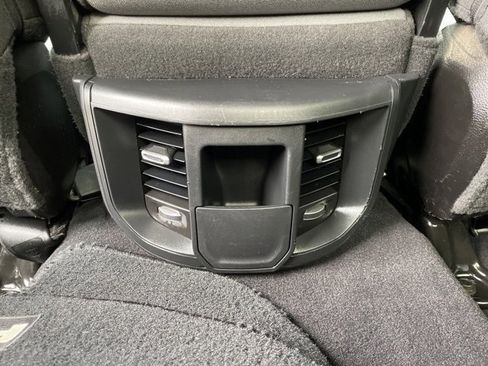 Used 2024 RAM 3500 Big Horn image 31