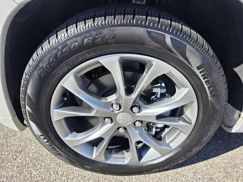 Used 2021 Jeep Grand Cherokee Summit w/ Platinum Series Group image 12