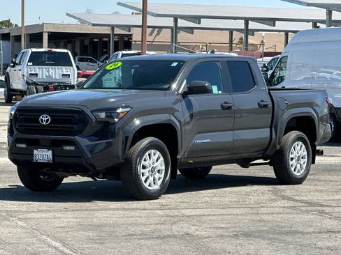 Used 2024 Toyota Tacoma SR5 RWD image 7