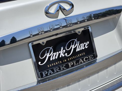 Used 2015 INFINITI QX60 Luxe w/ Premium Plus Package AWD/4WD image 18
