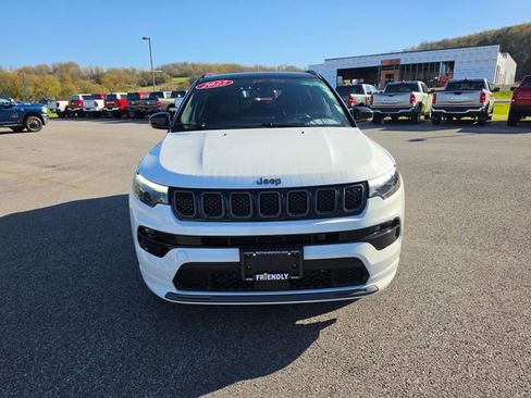Used 2023 Jeep Compass High Altitude AWD/4WD image 2