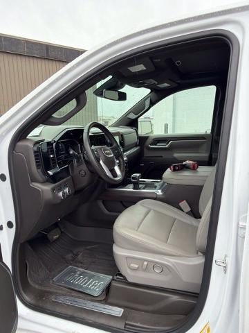 Used 2024 GMC Sierra 1500 SLT w/ SLT Premium Plus Package AWD/4WD image 12