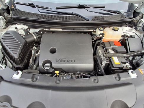 Used 2023 Chevrolet Traverse LT image 21