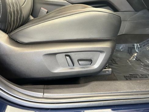 Used 2024 Mitsubishi Outlander SEL FWD image 25