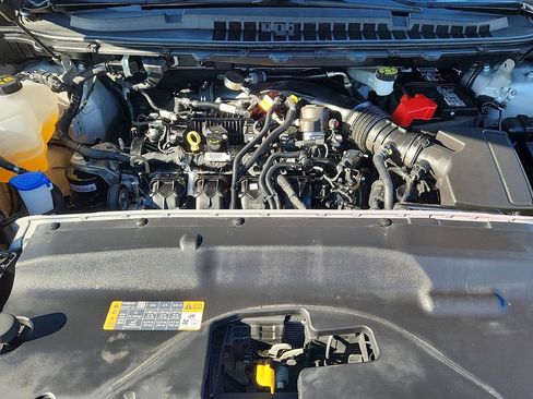 Used 2024 Ford Edge SEL image 16
