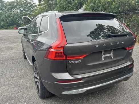 Used 2023 Volvo XC60 B5 Ultimate AWD/4WD image 3