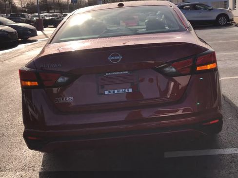 New 2025 Nissan Altima 2.5 SV image 7