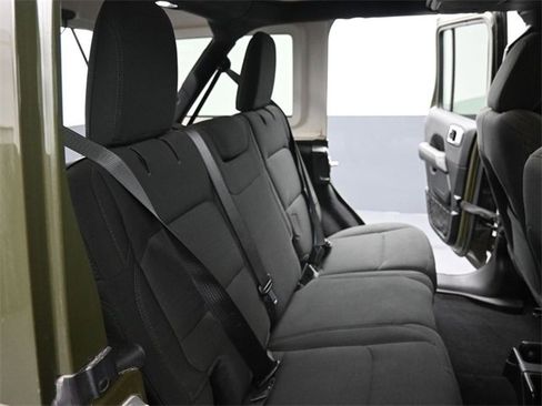 Used 2021 Jeep Wrangler Unlimited Sahara w/ Uconnect 4C Nav & Sound Group image 22