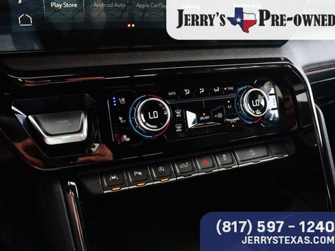 Used 2023 GMC Sierra 1500 AT4 w/ AT4 Premium Package AWD/4WD image 13