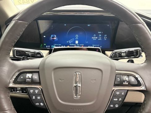 Used 2024 Lincoln Navigator L Reserve AWD/4WD image 27