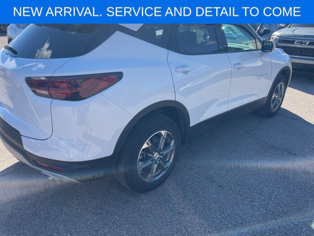 Certified 2024 Chevrolet Blazer LT w/ Convenience Package FWD image 9