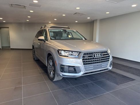 Used 2019 Audi Q7 2.0T Premium w/ Convenience Package image 3