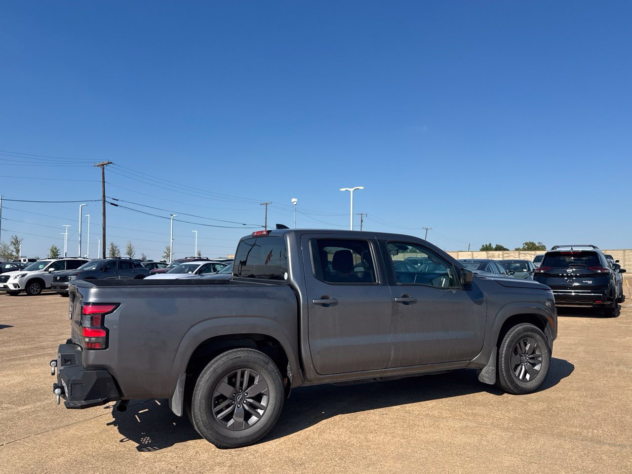 Used 2025 Nissan Frontier SV RWD image 26