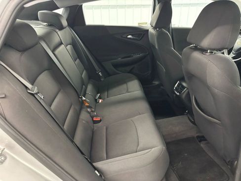 Used 2022 Chevrolet Malibu LT FWD image 35