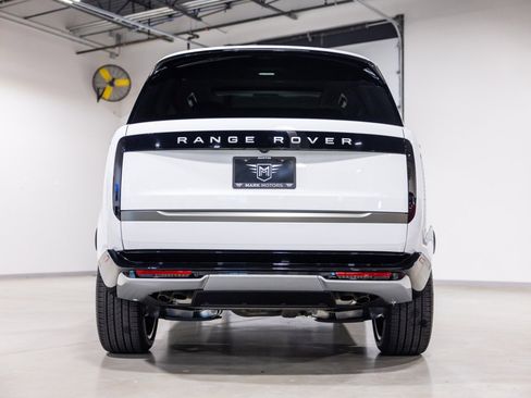 Used 2026 Land Rover Range Rover Long Wheelbase SE AWD/4WD image 5