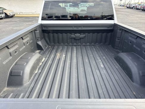 Certified 2025 Chevrolet Silverado 3500 LTZ w/ LTZ Convenience Package AWD/4WD image 20