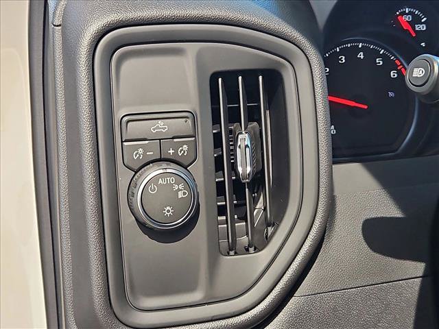 Used 2026 Chevrolet Silverado 1500 Custom w/ Turbomax Blackout Package RWD image 24
