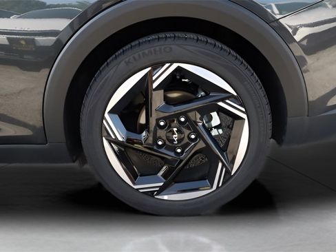 Used 2025 Kia K4 EX image 9