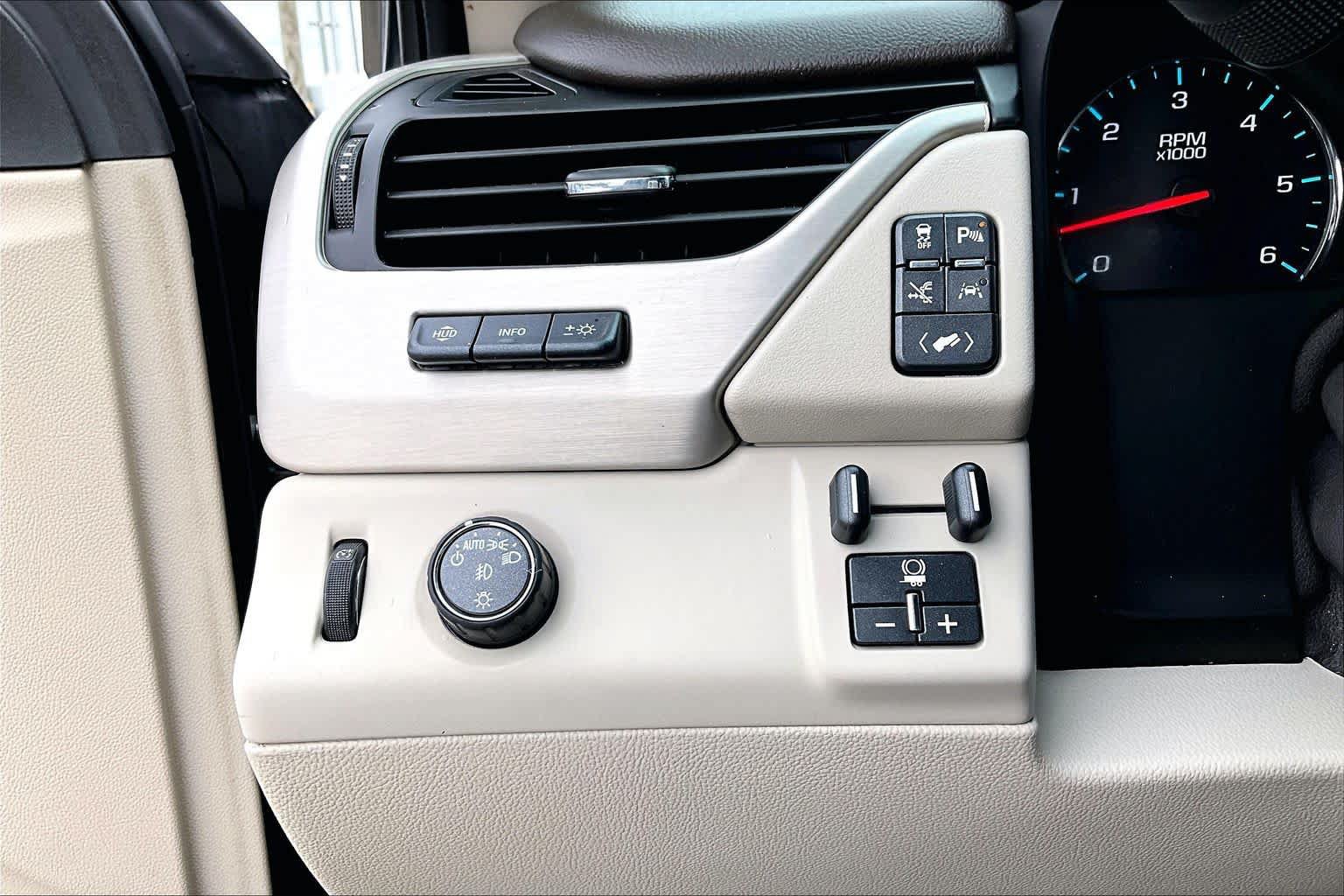 Used 2019 GMC Yukon Denali w/ Denali Ultimate Package RWD image 35