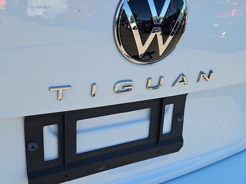 Used 2023 Volkswagen Tiguan S AWD/4WD image 12