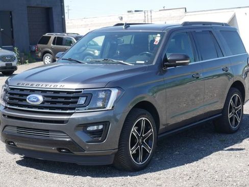 Used 2021 Ford Expedition Limited AWD/4WD image 8