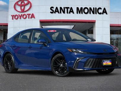 Used 2025 Toyota Camry SE w/ Convenience Package