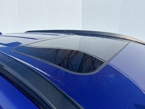 Used 2024 Toyota Corolla Cross XSE w/ Convenience Package image 5