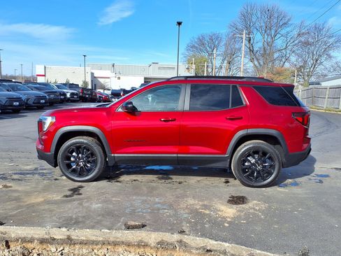 Used 2026 GMC Terrain Elevation w/ Black Edition FWD image 28