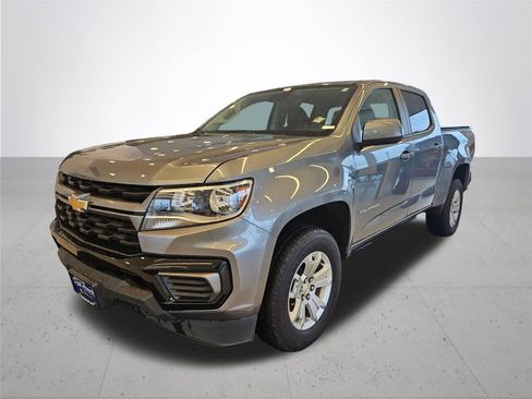 Used 2022 Chevrolet Colorado LT w/ Safety Package AWD/4WD image 2