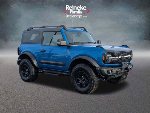 Used 2023 Ford Bronco Wildtrak image 3