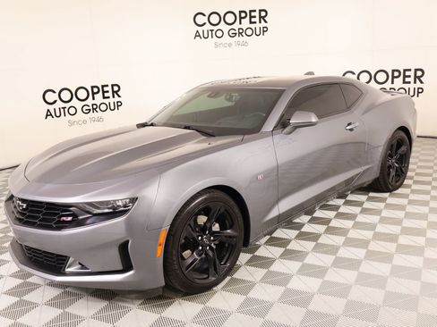 Used 2021 Chevrolet Camaro LT w/ RS Package RWD image 10