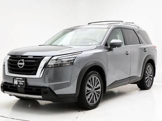 Used 2024 Nissan Pathfinder SL w/ SL Premium Package video 2