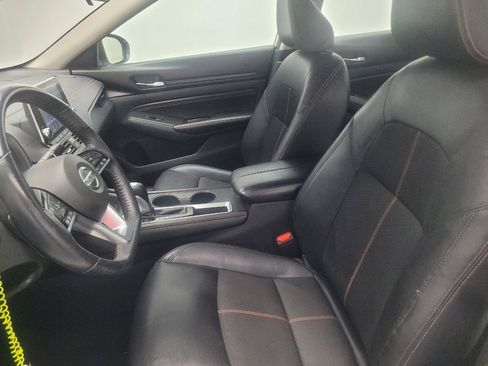 Used 2019 Nissan Altima 2.5 SR FWD image 17
