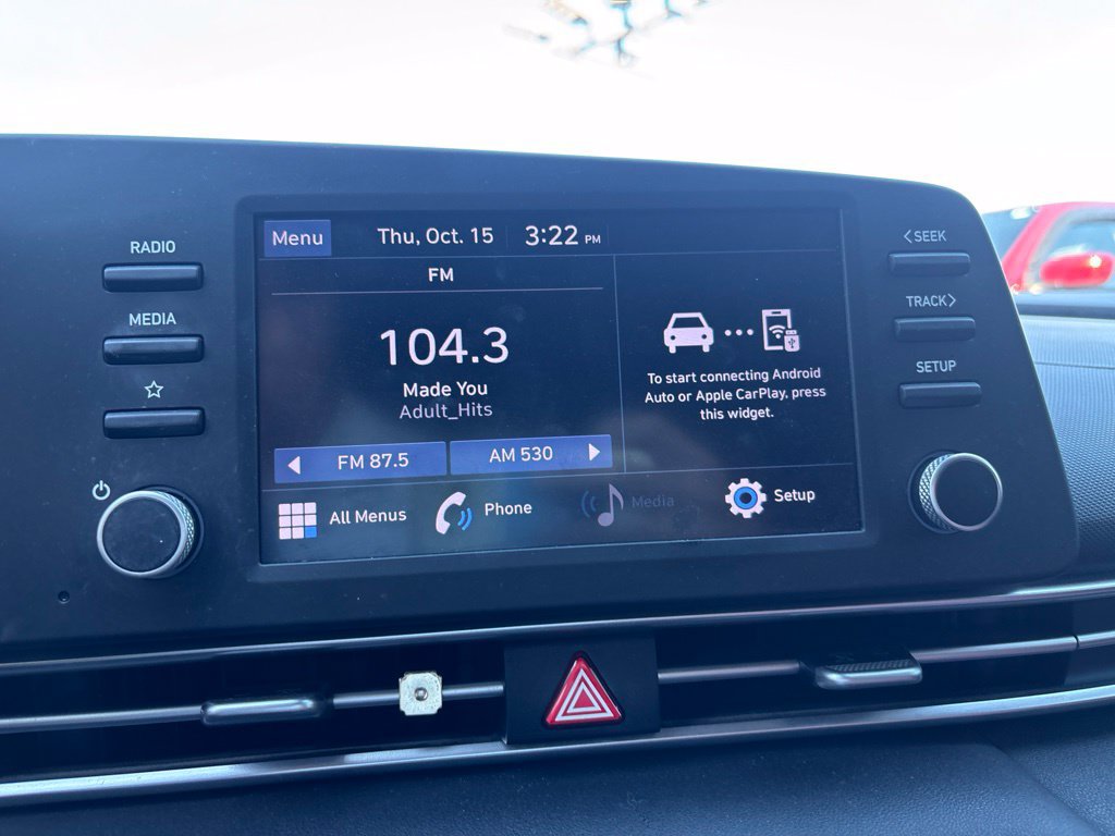 Used 2021 Hyundai Elantra SE FWD image 17