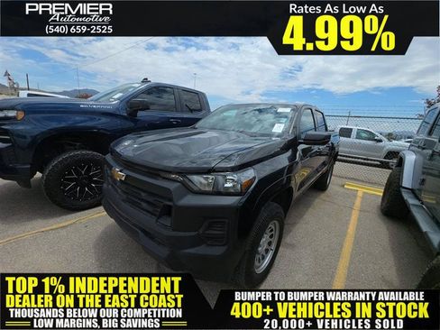 Used 2024 Chevrolet Colorado W/T RWD image 1