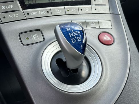 Used 2013 Toyota Prius Three FWD image 22