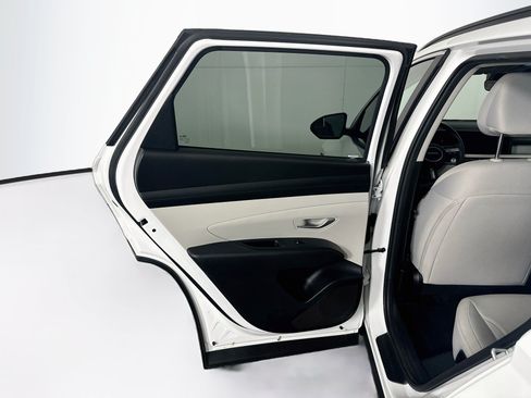 Used 2025 Hyundai Tucson SEL AWD/4WD image 27