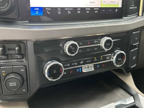 Used 2025 Ford F450 Platinum w/ Platinum Plus Package image 51