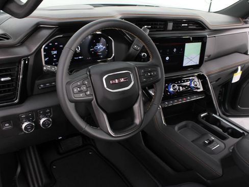New 2026 GMC Sierra 2500 AT4 w/ AT4 Premium Plus Package AWD/4WD image 11