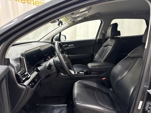 Certified 2025 Kia Sportage EX AWD/4WD image 12
