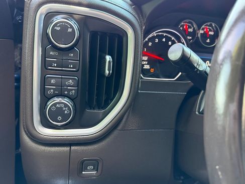 Used 2019 Chevrolet Silverado 1500 LT Trail Boss image 28