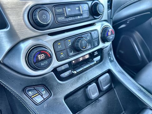 Used 2018 GMC Yukon SLT w/ Premium Edition image 27