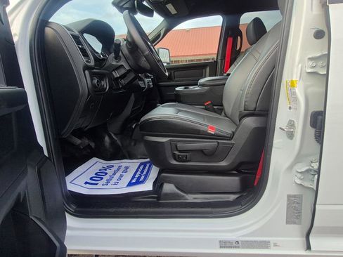 Used 2024 RAM 5500 Tradesman w/ Safety Group image 21