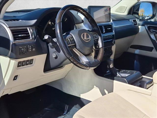 Used 2023 Lexus GX 460 Premium w/ Premium Package AWD/4WD image 10