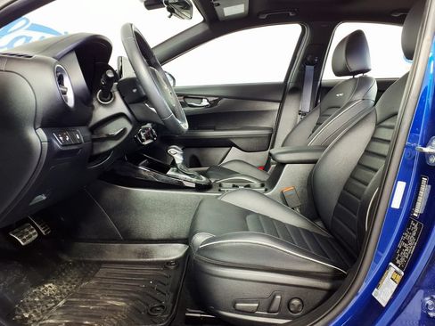 Used 2024 Kia Forte GT-Line w/ GT-Line Premium Package FWD image 7