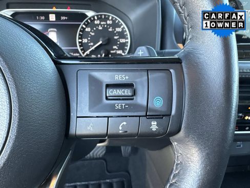 Used 2023 Nissan Rogue SL w/ SL Premium Package image 32