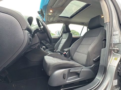 Used 2013 Volkswagen Golf TDI FWD image 10