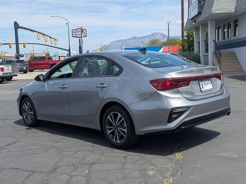 Used 2024 Kia Forte LXS image 6