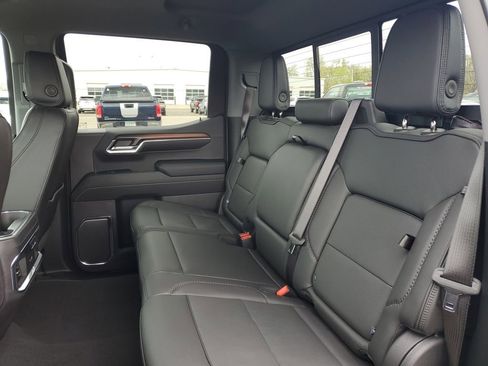 Used 2024 GMC Sierra 1500 Denali w/ Technology Package AWD/4WD image 28