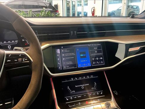 Certified 2025 Audi RS 7 Performance w/ Matte Carbon Package AWD/4WD image 7
